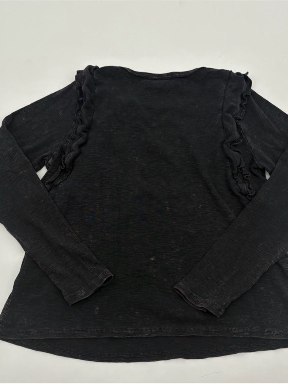 Anthropologie Eri + Ali Washed Ruffle Knit Top Charcoal/Gray Long Sleeve, Medium